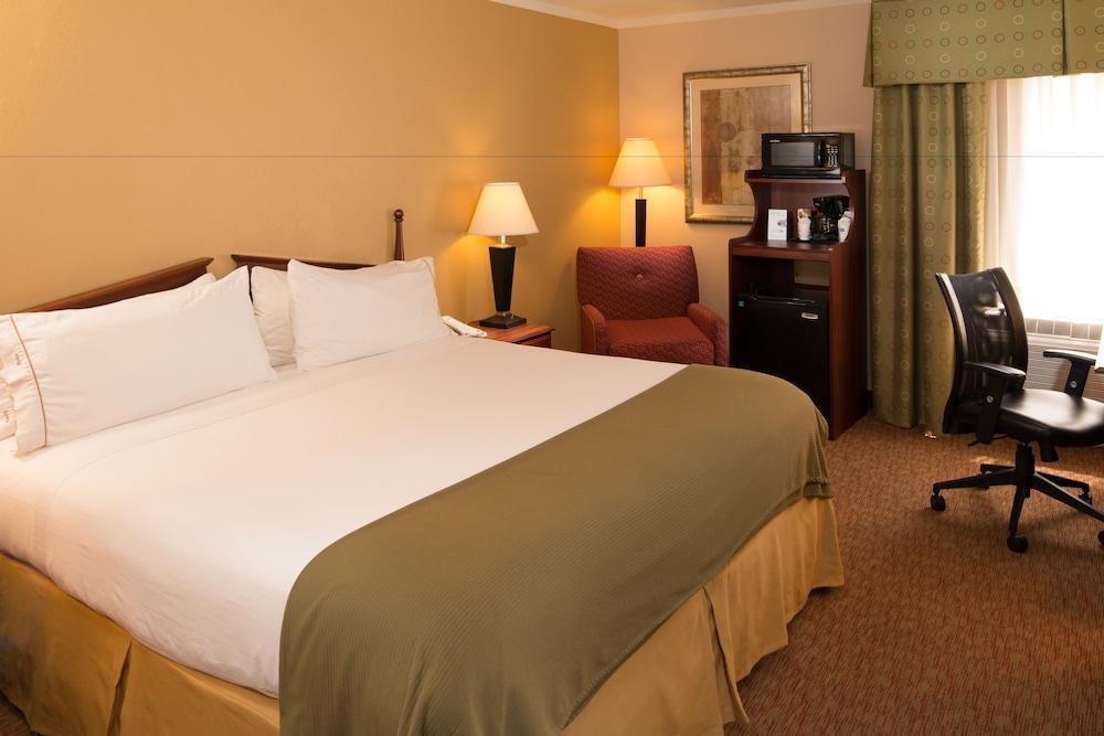 Holiday Inn Express & Suites Greensboro - I-40 Atwendover By Ihg Экстерьер фото