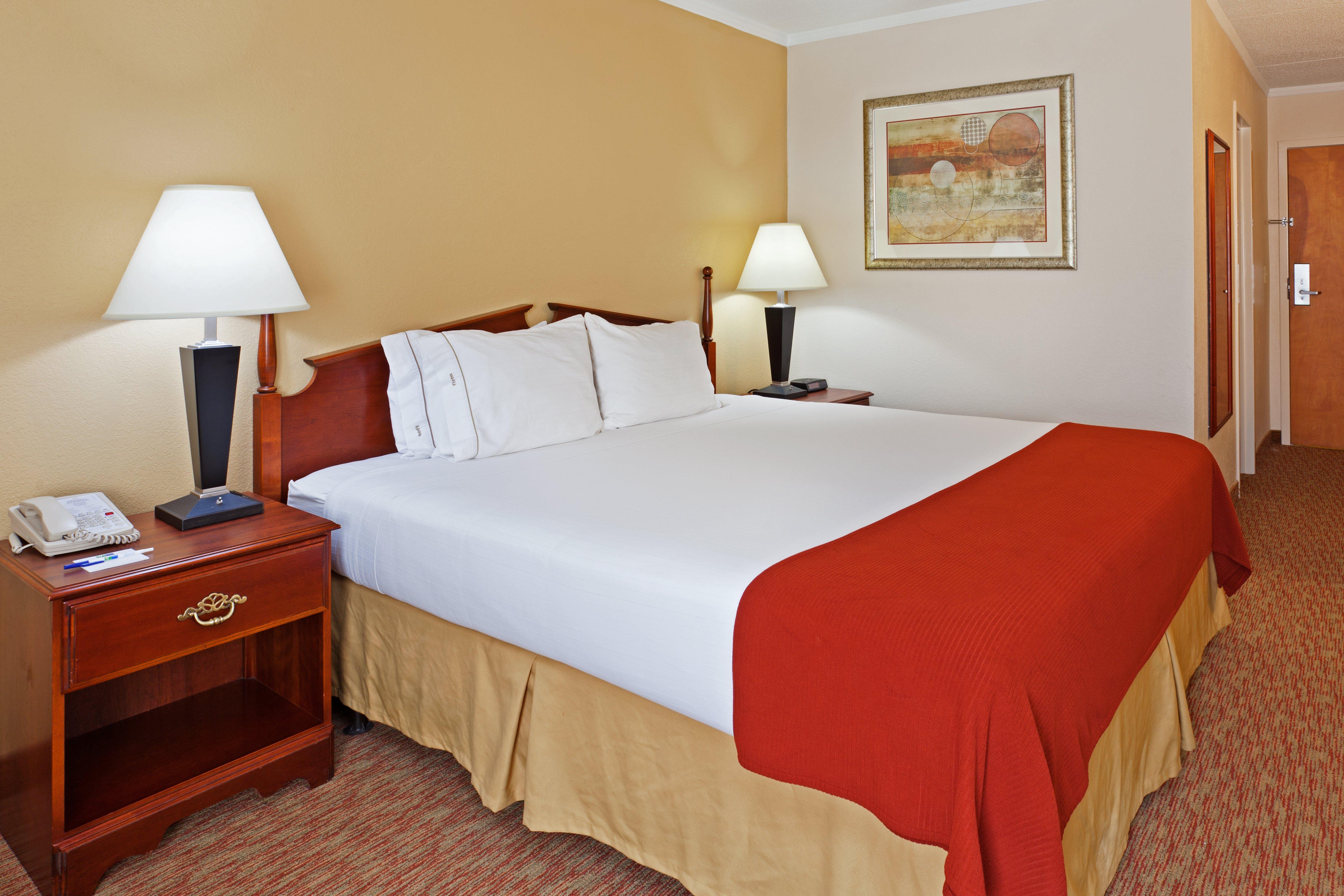 Holiday Inn Express & Suites Greensboro - I-40 Atwendover By Ihg Экстерьер фото